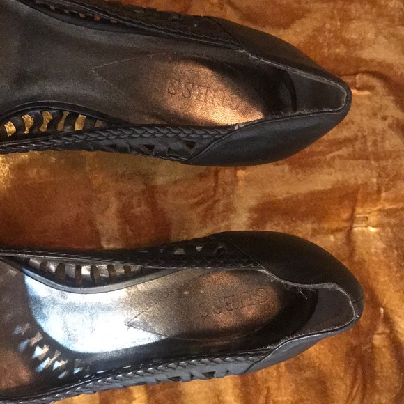 Guess 9 Black Leather Peep Toe Pumps Cut Out - Picture 2 of 6